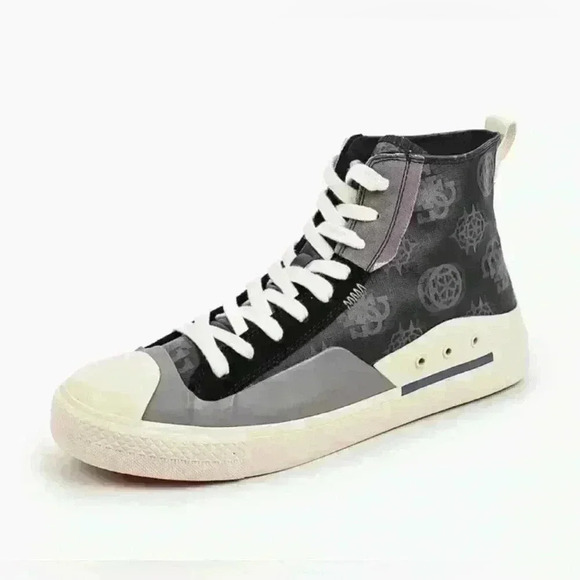 Guess Men’s SNEAKERS
WITH ADDITION OF LEATHER Size 9‎ - Picture 1 of 15